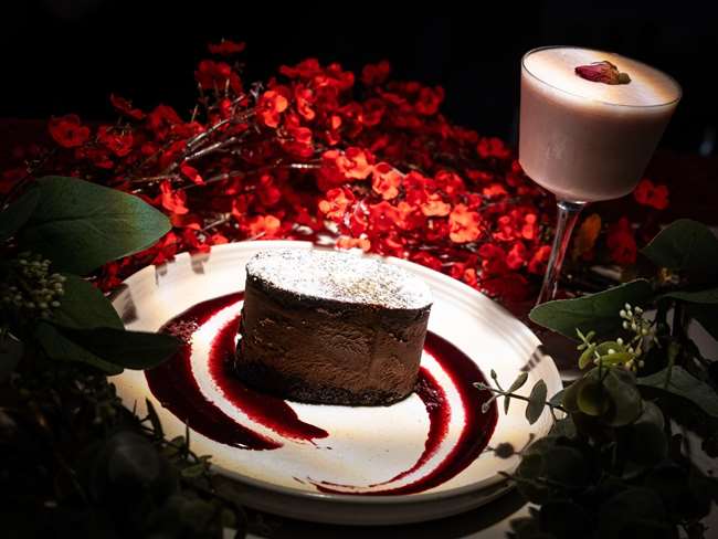 Chocolate Ganache Cake